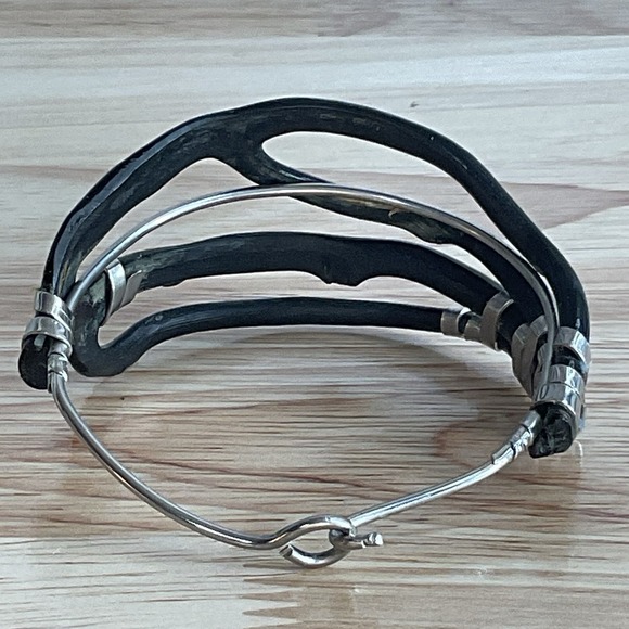 Vintage Black Coral Bracelet Silver Tone Wrapped Sz 6.5 Artist Made - Picture 10 of 16